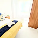3 مالقة